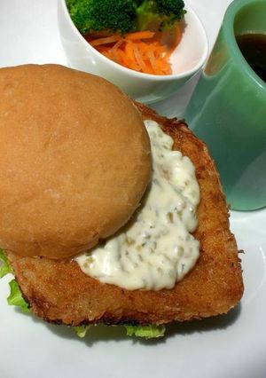 A picture of Hanpen Fish Burgers.