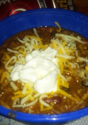 A picture of three bean chili.