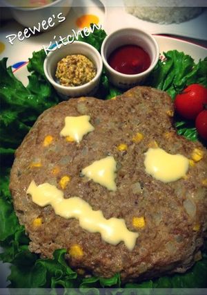 A picture of Halloween! Easy Meatloaf.