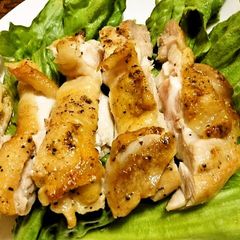 A picture of Crispy Fried Chicken Thighs.