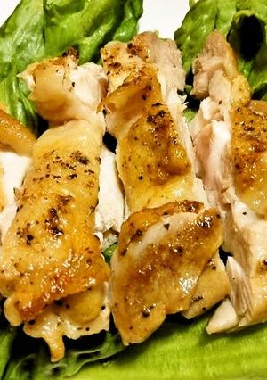 A picture of Crispy Fried Chicken Thighs.