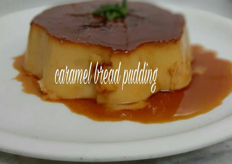 Caramel bread pudding