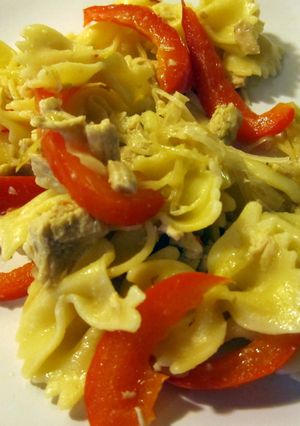 A picture of Wine and chicken pasta.