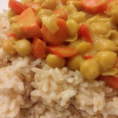 A picture of Chickpea Curry.