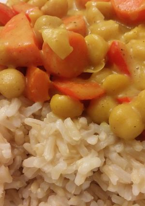 A picture of Chickpea Curry.