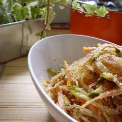 A picture of Chinese Cellophane Noodle Salad.