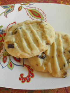 A picture of Cherry Pistachio Cookies.