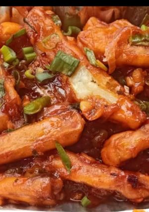 चिल्ली पोटैटो (chilli potato recipe in Hindi) रेसिपी मुख्य फोटो