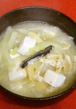A picture of Daikon Radish Miso Soup with Small Dried Sardines.