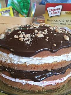 A picture of Banana Split Cake.