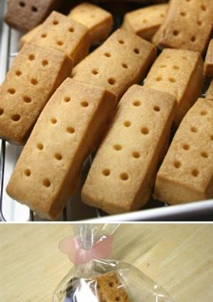 A picture of For Valentines Day Short Bread (Plain).