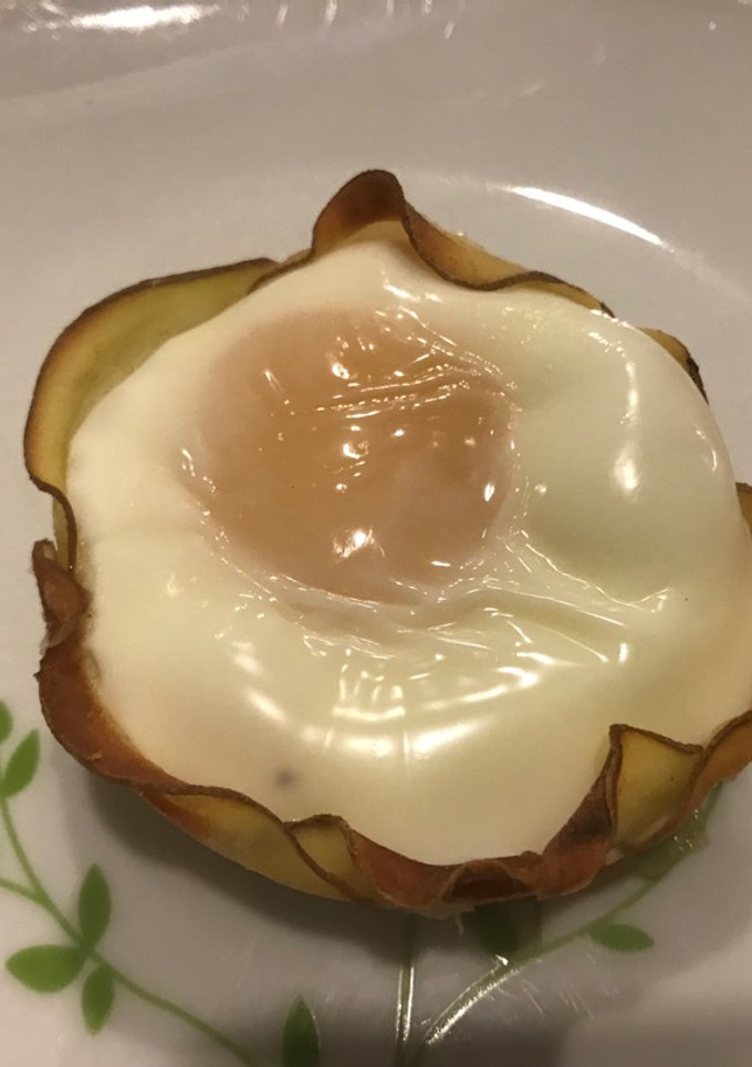 Una foto de Tacitas de papa con huevo y queso