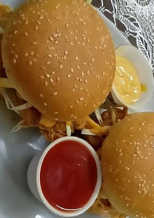 A picture of Zinger burger.