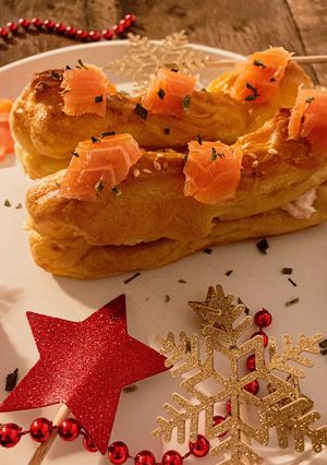 A picture of Salmon and Cream Cheese Éclairs.