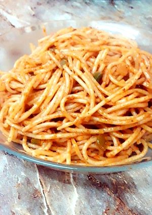 صورة لوصفة معكرونة بصلصة البيتزا 😍