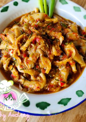 Foto resep Tumis Jamur Tiram Pedas Daun Jeruk