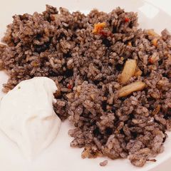 A picture of Cuttlefish ink rice.