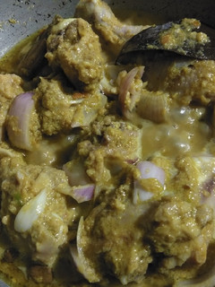 A picture of Chicken Rezala.