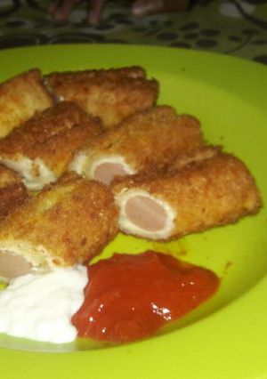 Foto resep Sosis lapis roti keju ala moms shakaa