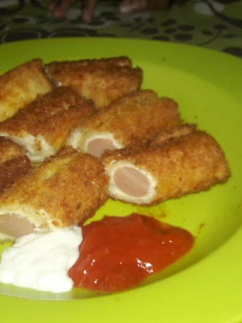 Langkah Mudah untuk Membuat Resep Sosis lapis roti keju ala moms shakaa yang Menggugah Selera Anti Ribet, Lezat