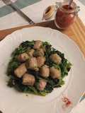 Cime di rapa con salamella di pollo