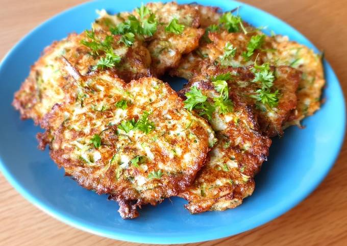 Courgette fritters