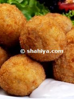 A picture of Excellent Deep Fried Shrimp Balls.