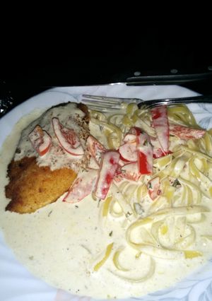 A picture of Chicken in Basil Cream.