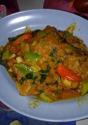 Foto resep Ikan kembung pesmol bumbu kuning