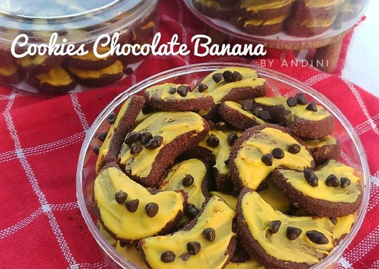 Eggless Chocolate Banana Cookies