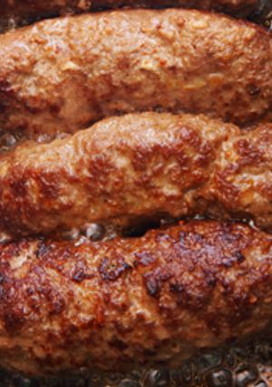 A picture of Kofta Kebab (Egyptian-Style).