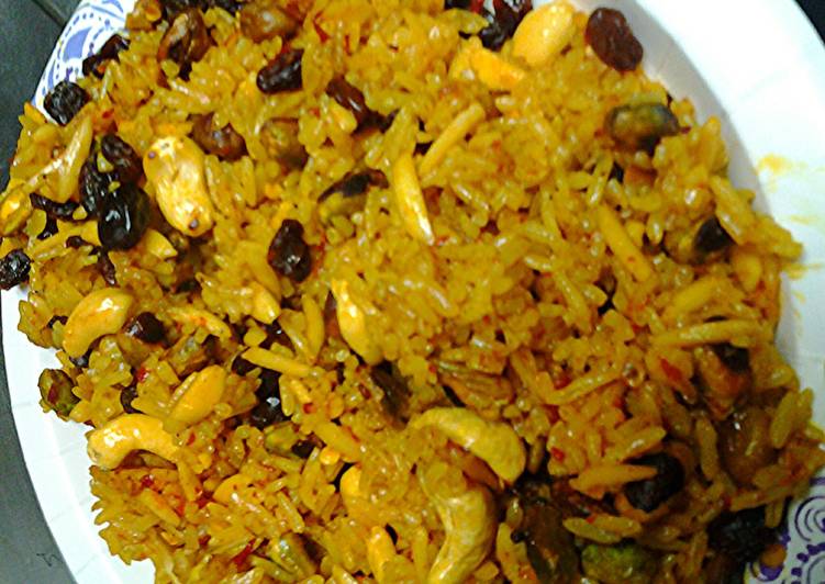 Recipe of Perfect Fried nuts and rice