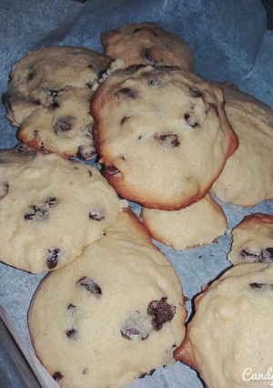 A picture of Chocolate chip cookies.