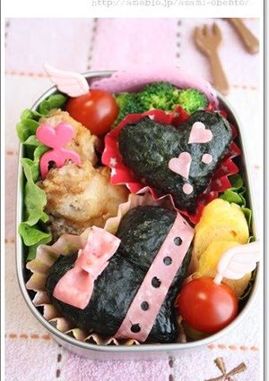 A picture of Easy Heart-Shaped Rice Ball Bento for Valentine's Day.