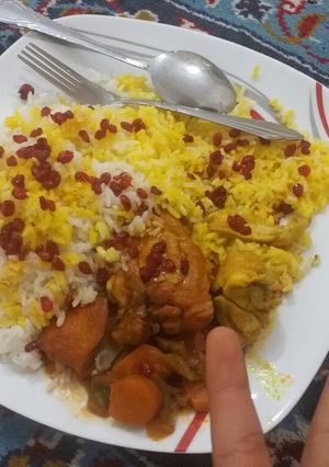 عکسی از دستور زرشک پلو با مرغ خوشمزه و عالی
