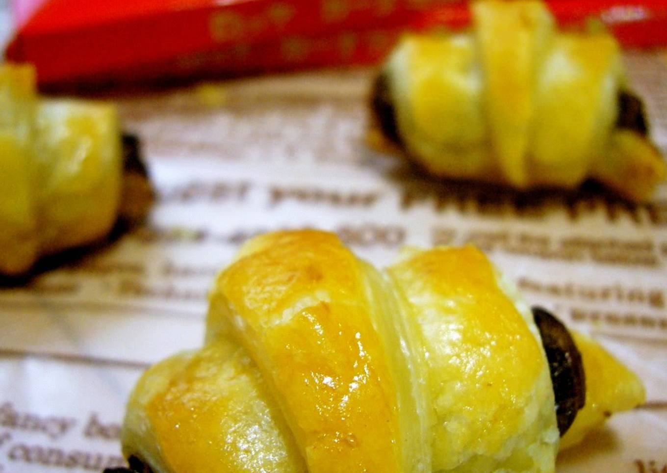 Easy Rolled Chocolate Pies with Puff Pastry Sheets