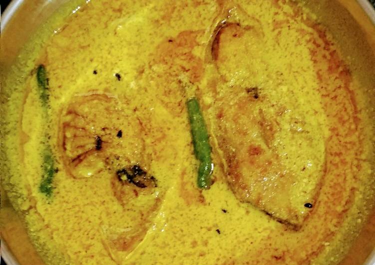 Healthy Recipe of Sorse illish(hilsa in mustard curry)