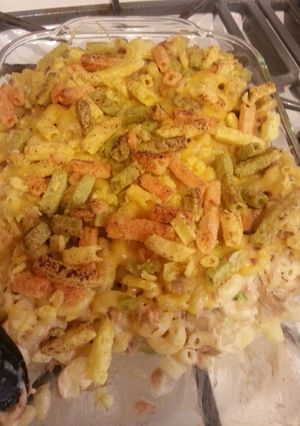 A picture of Tuna potato noodle casserole.