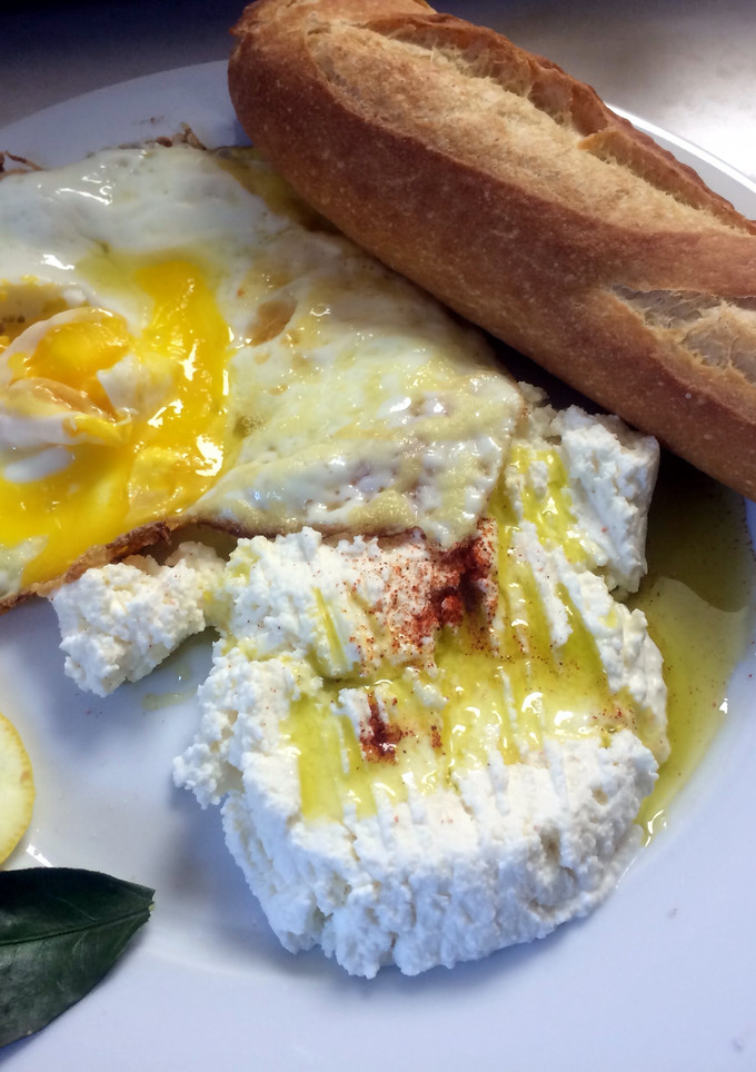 A picture of Simple Breakfast.