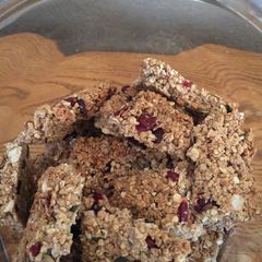 A picture of Healthy Breakfast Bars.