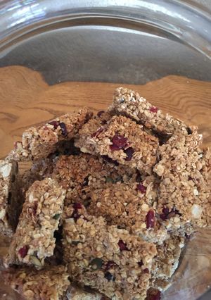 A picture of Healthy Breakfast Bars.