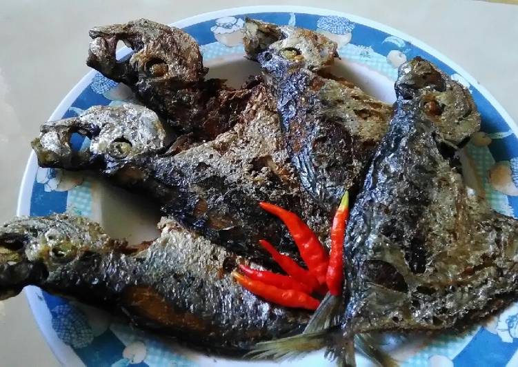Resep Ikan Daun Deras Goreng Bikinramadanberkesan 27 Oleh Bellesa Cookpad