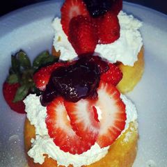 A picture of Ray's' Kahlua Pound Cake Strawberry Cups.