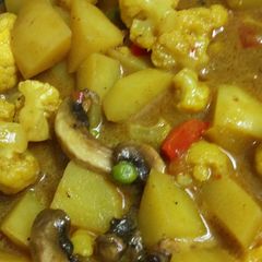 A picture of Cauliflower and Potato Curry.