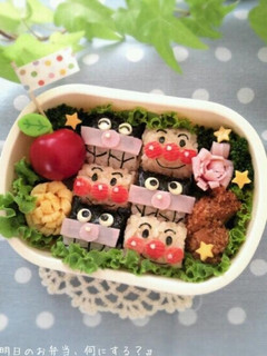 A picture of Character Bento Anpanman and Baikinman.