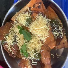 A picture of Roti Chaat.