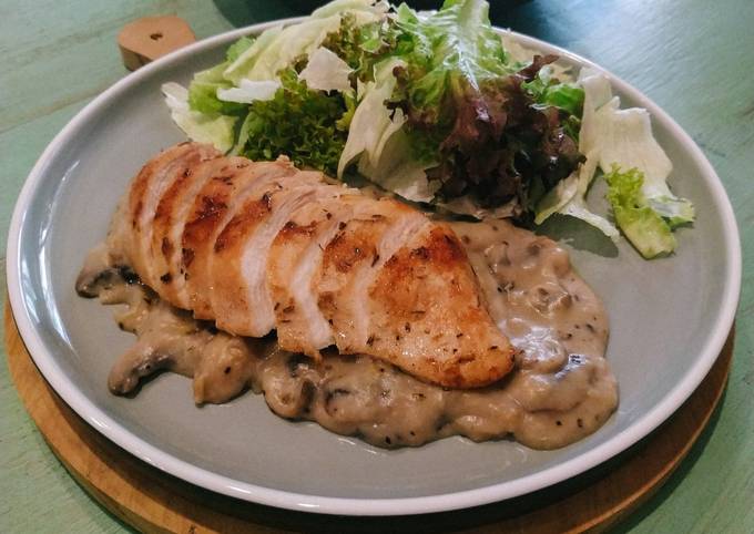 87. Chicken Grill with Mushroom Sauce