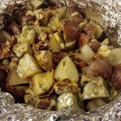 A picture of Slow Cooker Cheesy Bacon Ranch Potatoes.