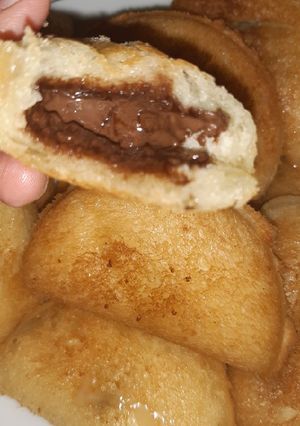 Foto resep Roti goreng isi dark chocolate simple 2 bahan