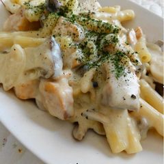Japanese-Style Salmon and Mushroom Tofu Cream Pasta A picture of Japanese-Style Salmon and Mushroom Tofu Cream Pasta.